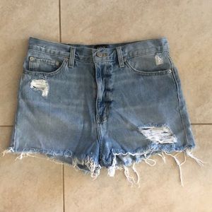 high waisted girlfriend short
